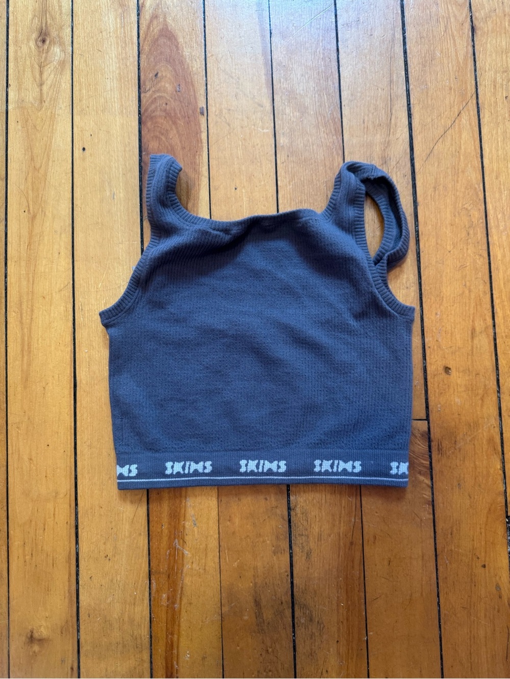 skims top
